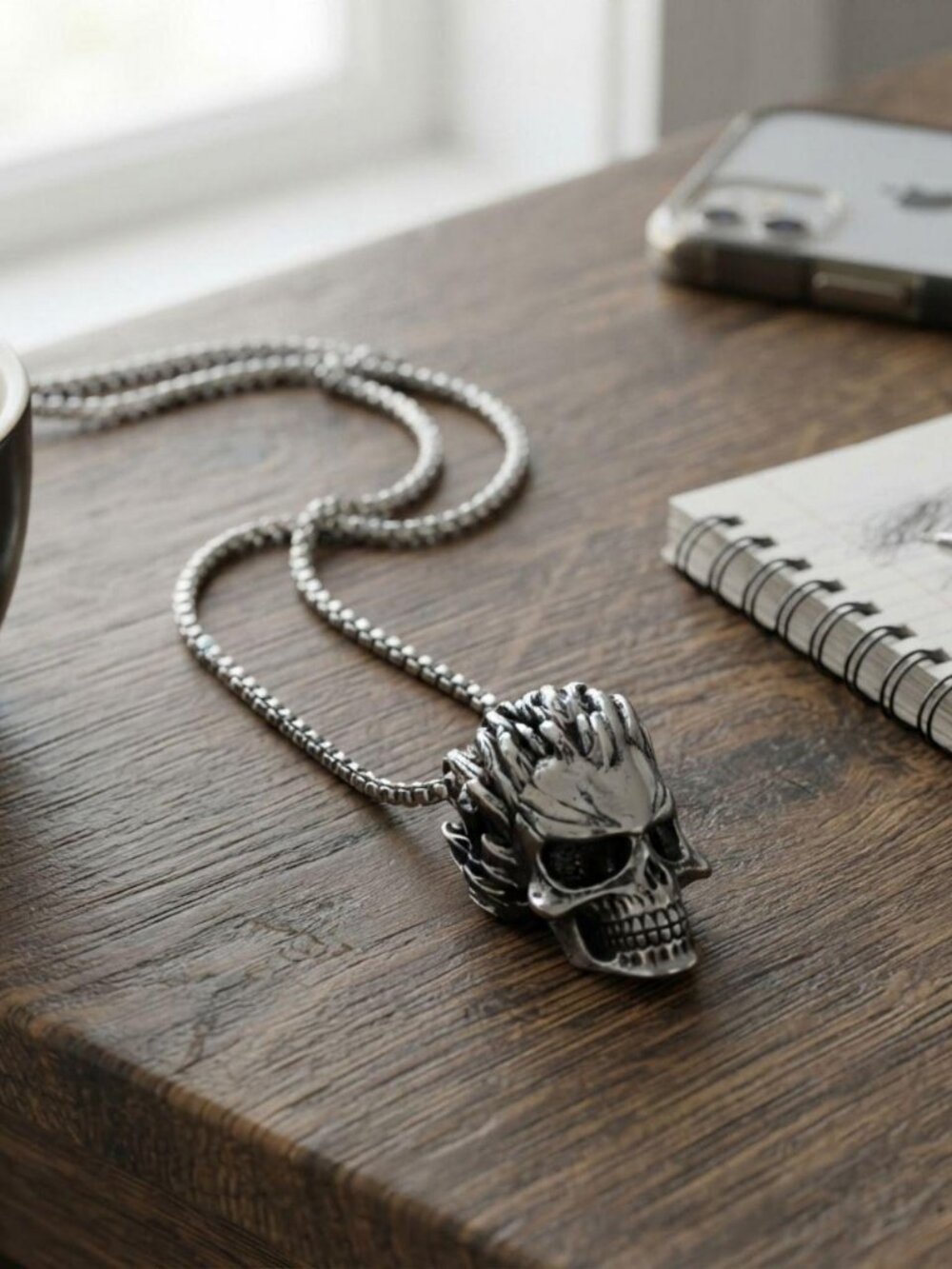 Mens edgy hip hop skull pendant necklace Polished silvery unisex